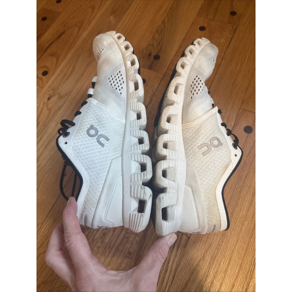 On Running Cloud X Women's Size 9 White Black Run… - image 6